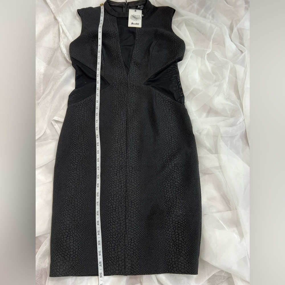 NWT Bardot Womens Black Croc Snake Textured Panel Sheer Cut Sheath Dress Size 8 - Picture 10 of 11